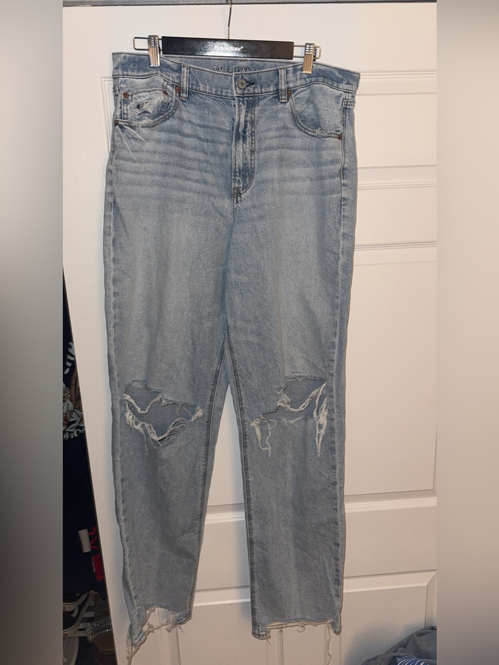 American Eagle Light Blue Distressed Women Super High Rise Baggy Straight jeans